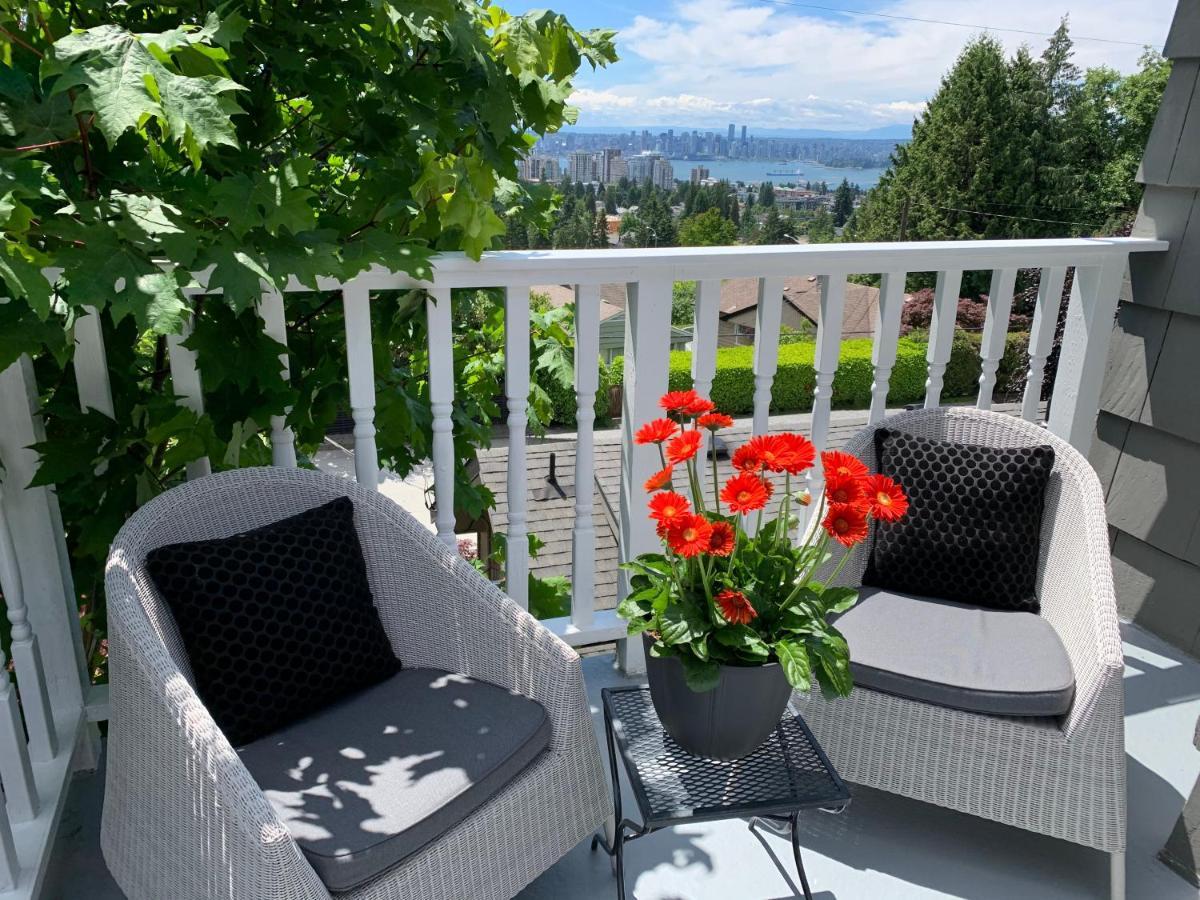 Crystal'S View Bed & Breakfast นอร์ทแวนคูเวอร์ ภายนอก รูปภาพ