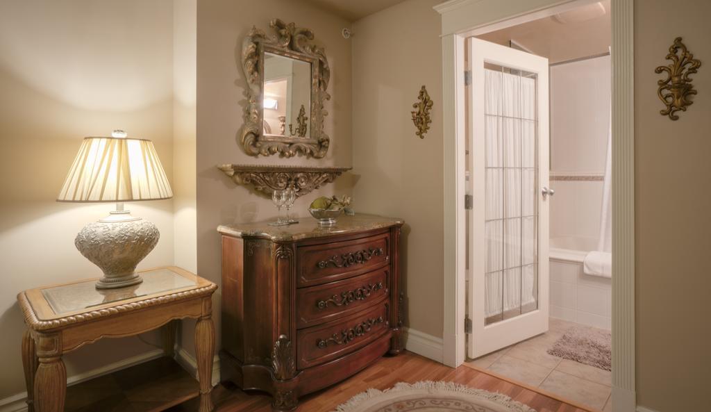 Crystal'S View Bed & Breakfast นอร์ทแวนคูเวอร์ ห้อง รูปภาพ