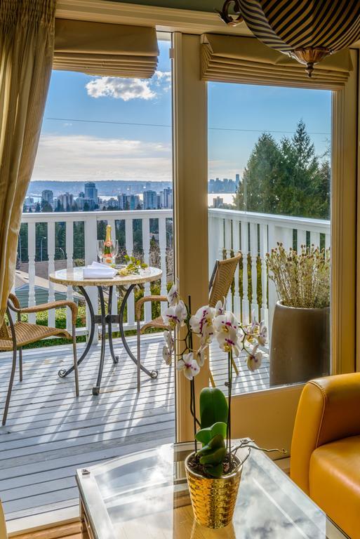 Crystal'S View Bed & Breakfast นอร์ทแวนคูเวอร์ ภายนอก รูปภาพ