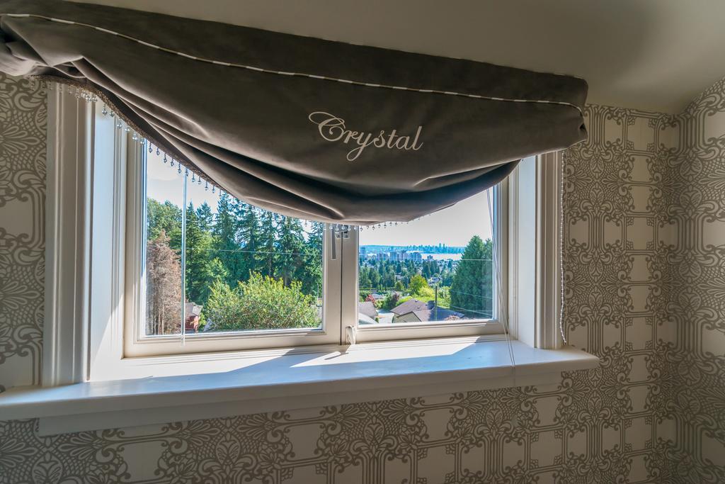 Crystal'S View Bed & Breakfast นอร์ทแวนคูเวอร์ ภายนอก รูปภาพ
