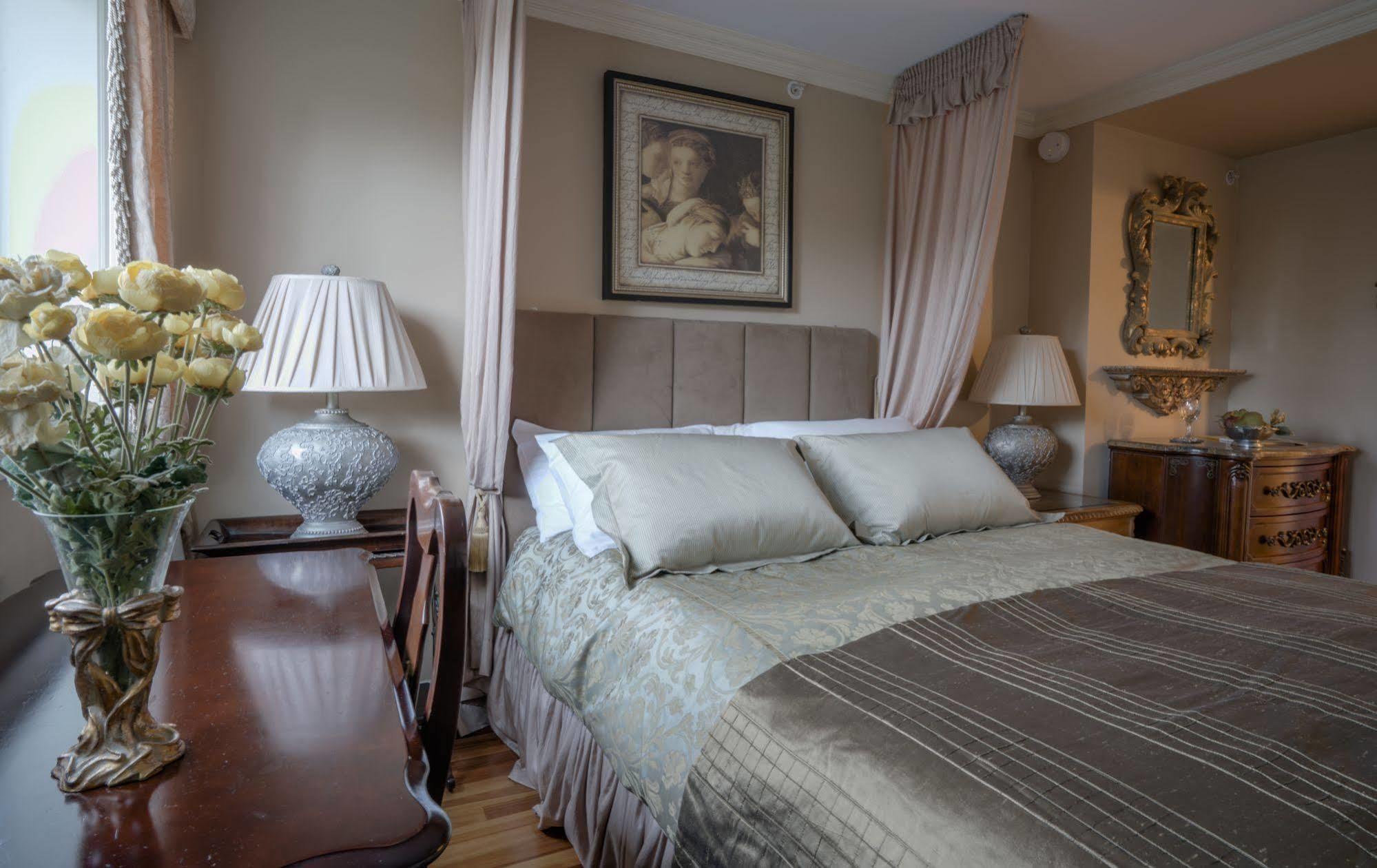 Crystal'S View Bed & Breakfast นอร์ทแวนคูเวอร์ ภายนอก รูปภาพ